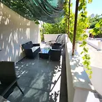 아파트 Ljiljana *